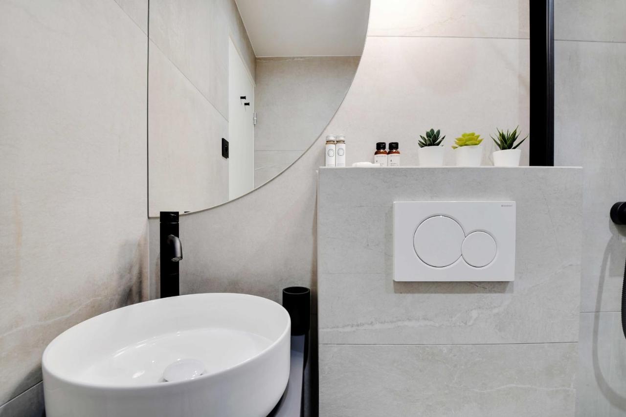 Amazing Apartment 1Br4P - Cremieux - Gare De Lyon ปารีส ภายนอก รูปภาพ